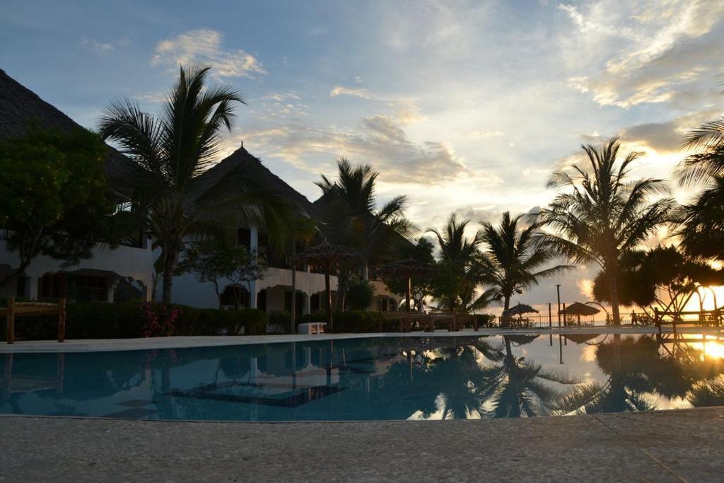 Nest Style Beach Hotel Zanzibar Makunduchi Exterior foto