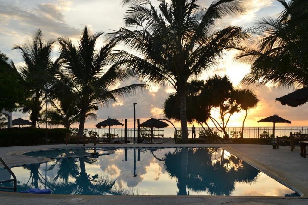 Nest Style Beach Hotel Zanzibar Makunduchi Exterior foto